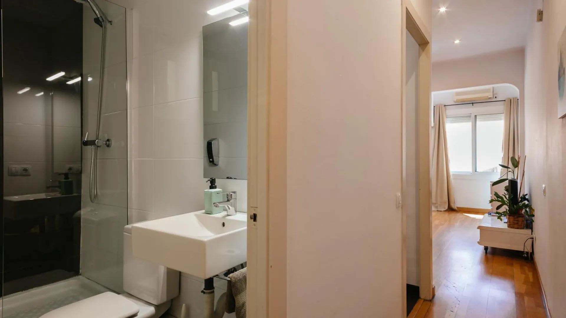 ברצלונה Cute Apartment ספרד